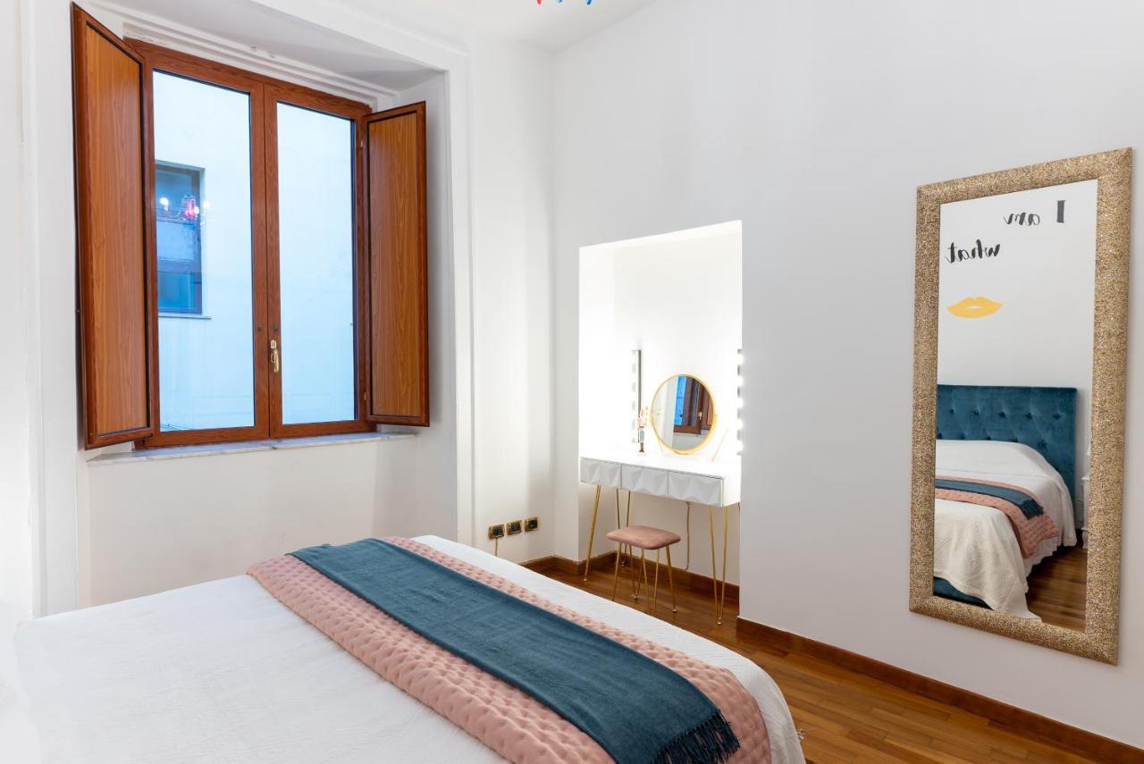 Dimora Del Fico - Appartamento Elegante E Spazioso Nápoles Exterior foto