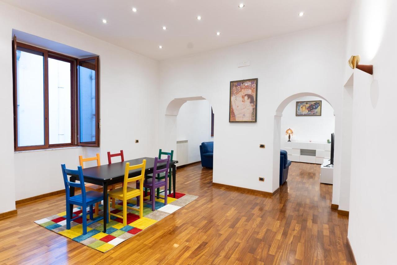 Dimora Del Fico - Appartamento Elegante E Spazioso Nápoles Exterior foto