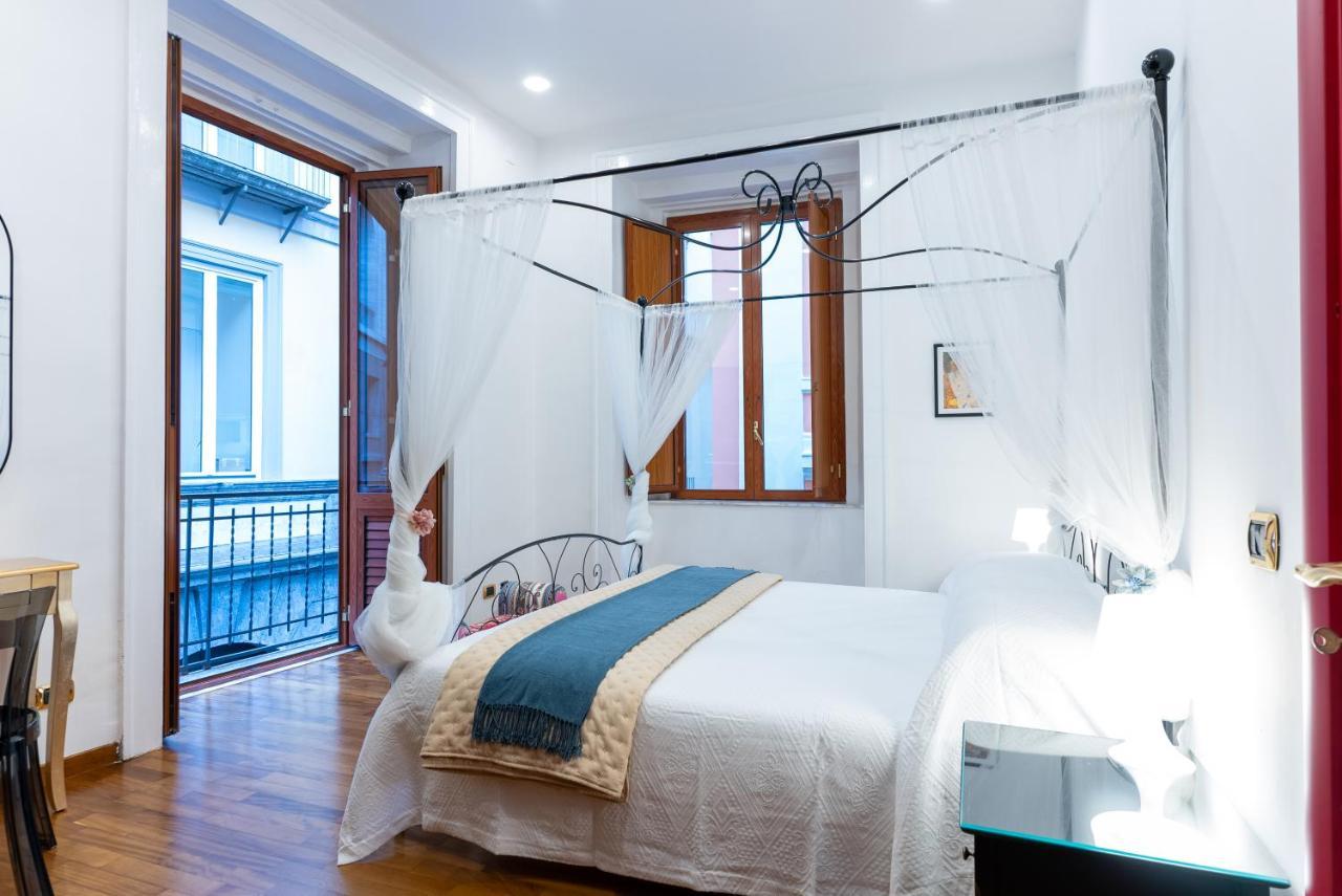 Dimora Del Fico - Appartamento Elegante E Spazioso Nápoles Exterior foto