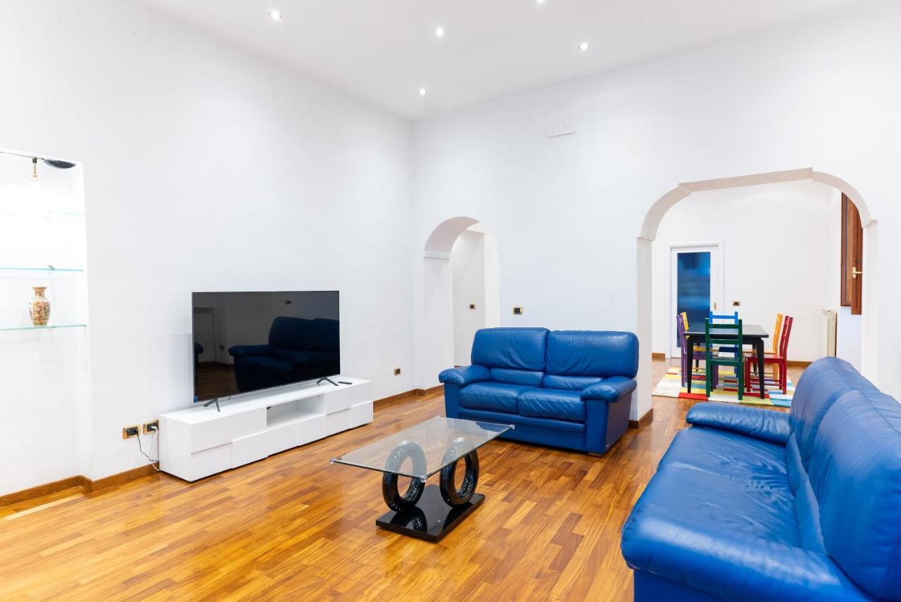 Dimora Del Fico - Appartamento Elegante E Spazioso Nápoles Exterior foto